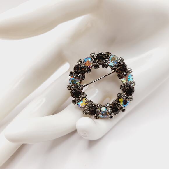 Vintage AB Rhinestone Circle Brooch Silver Tone Aurora Borealis Crystals – 1.5” - Picture 3 of 9